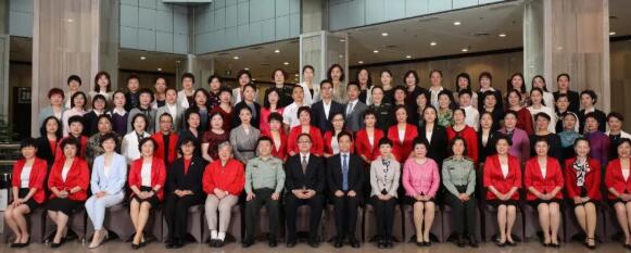 中华护理学会公布60位“杰出护理工作者”名单