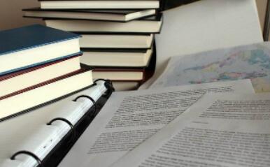 什么是通讯作者？通讯作者和第一作者有什么区别？哪个更重要？